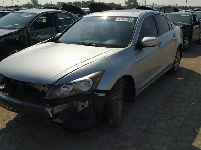 1HGCP2F89AA105750 - 2010 HONDA ACCORD SILVER photo 2