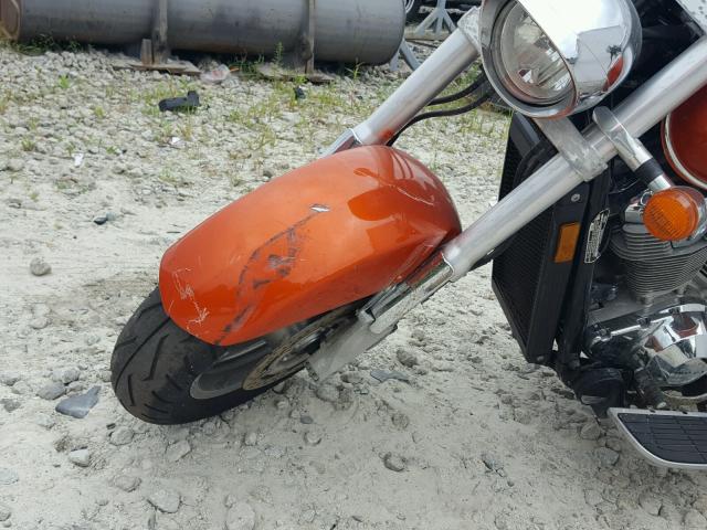 1HFSC490X2A002884 - 2002 HONDA VTX1800 R ORANGE photo 9