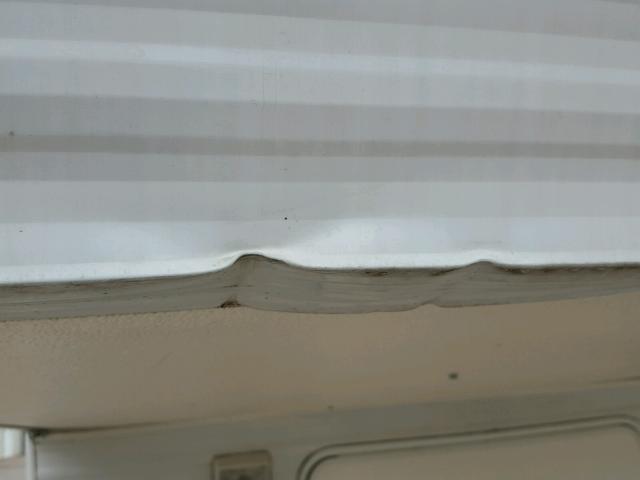 4YDF2552117301331 - 2001 KEYSTONE HORNET WHITE photo 19