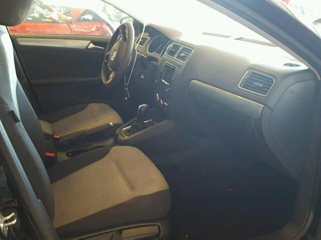 3VW2B7AJ9HM319762 - 2017 VOLKSWAGEN JETTA S 黑色 照片 5