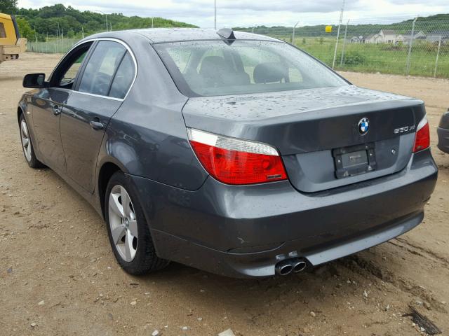 WBANF73527CU22622 - 2007 BMW 530 XI GRAY photo 3