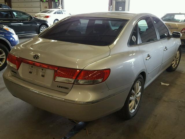 KMHFC46F36A097021 - 2006 HYUNDAI AZERA SE SILVER photo 4