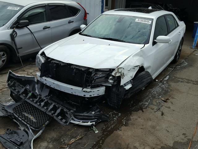 2C3CCAGG0FH887475 - 2015 CHRYSLER 300 S WHITE photo 2