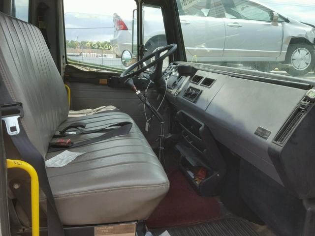 1FV3GFAC3YHB78493 - 2000 FREIGHTLINER MEDIUM CON YELLOW photo 5