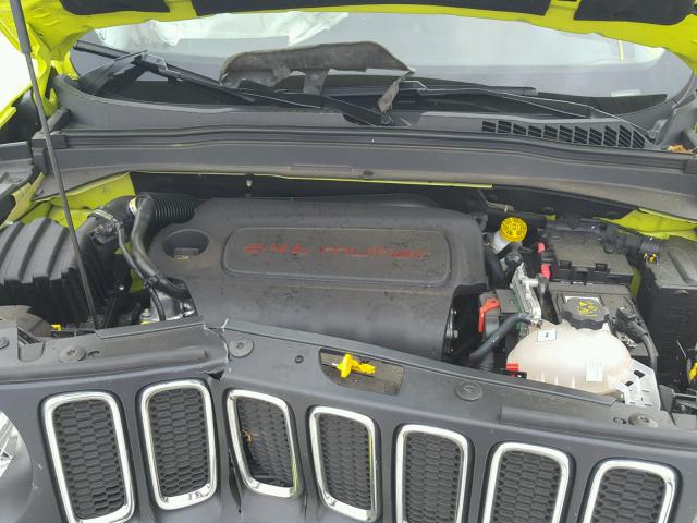 ZACCJAAB5HPG15830 - 2017 JEEP RENEGADE S 绿色 照片 7