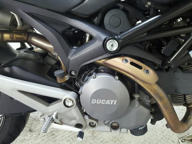 ZDM1RADN5DB070260 - 2013 DUCATI MONSTER 69 BLACK photo 11