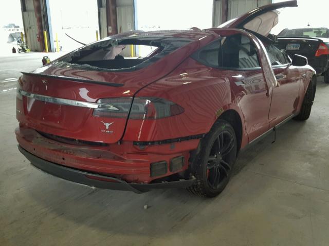 5YJSA1H17EFP33308 - 2014 TESLA MODEL S RED photo 4