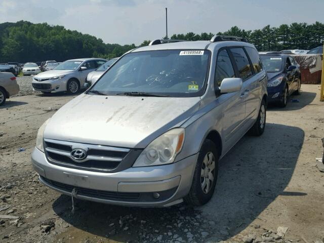 KNDMC233476043077 - 2007 HYUNDAI ENTOURAGE SILVER photo 2