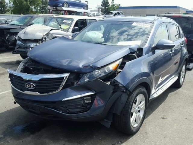 KNDPB3A24C7303255 - 2012 KIA SPORTAGE B GRAY photo 2