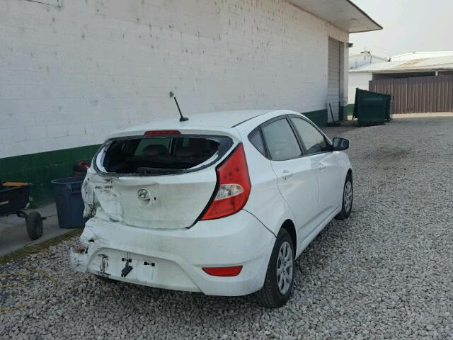 KMHCT5AE2EU172912 - 2014 HYUNDAI ACCENT GLS WHITE photo 4