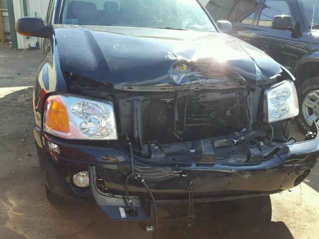 1GKET16S226112007 - 2002 GMC ENVOY BLACK photo 9