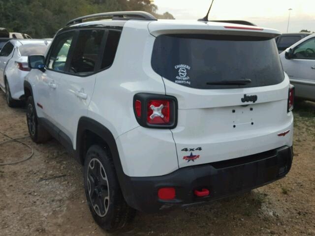 ZACCJBCT0GPD56027 - 2016 JEEP RENEGADE WHITE photo 3