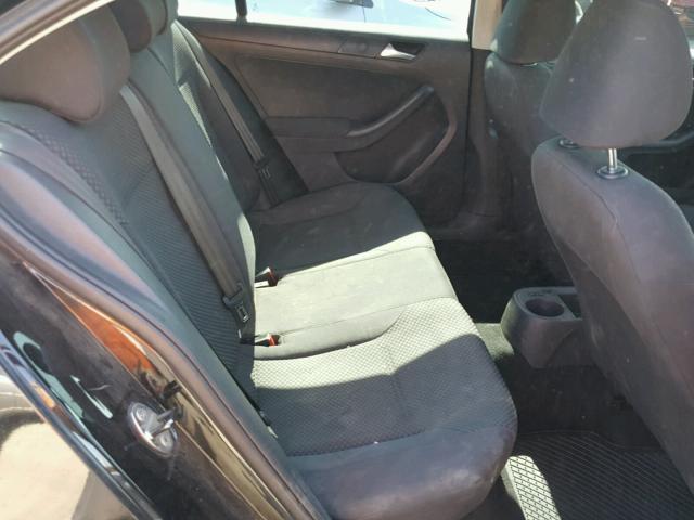 3VW2K7AJ0CM325619 - 2012 VOLKSWAGEN JETTA BASE BLACK photo 6