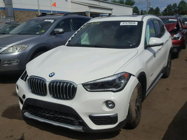 WBXHT3C37H5F69014 - 2017 BMW X1 XDRIVE2 WHITE photo 2