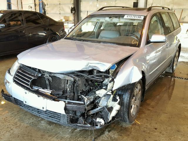 WVWYH63B33E081692 - 2003 VOLKSWAGEN PASSAT GLX 银色 照片 2