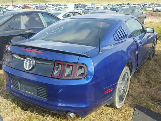 1ZVBP8AM1E5326739 - 2014 FORD MUSTANG BLUE photo 4