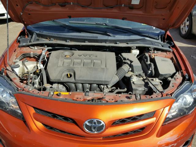 2T1BU4EE5DC099158 - 2013 TOYOTA COROLLA BA ORANGE photo 7