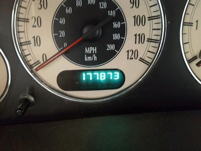 2C4GP54L61R258087 - 2001 CHRYSLER TOWN & COU 蓝色 照片 8