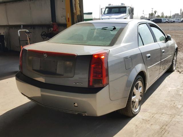 1G6DM577440105204 - 2004 CADILLAC CTS GRAY photo 4