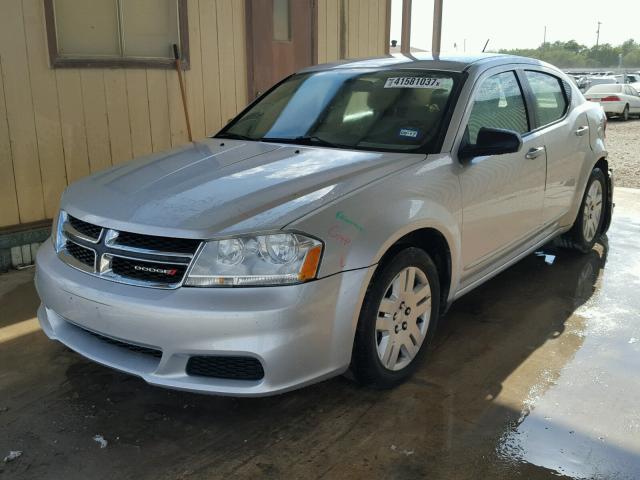 1C3CDZAB6CN136036 - 2012 DODGE AVENGER SE SILVER photo 2