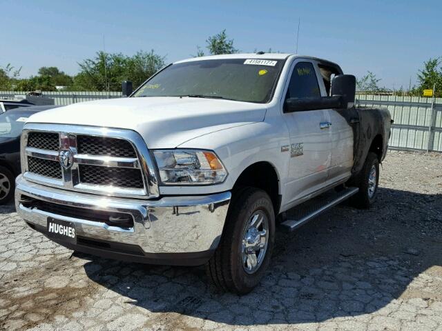 3C6UR5CJ2HG732184 - 2017 RAM 2500 ST WHITE photo 2