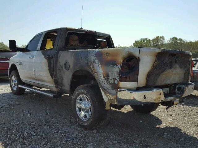 3C6UR5CJ2HG732184 - 2017 RAM 2500 ST WHITE photo 3