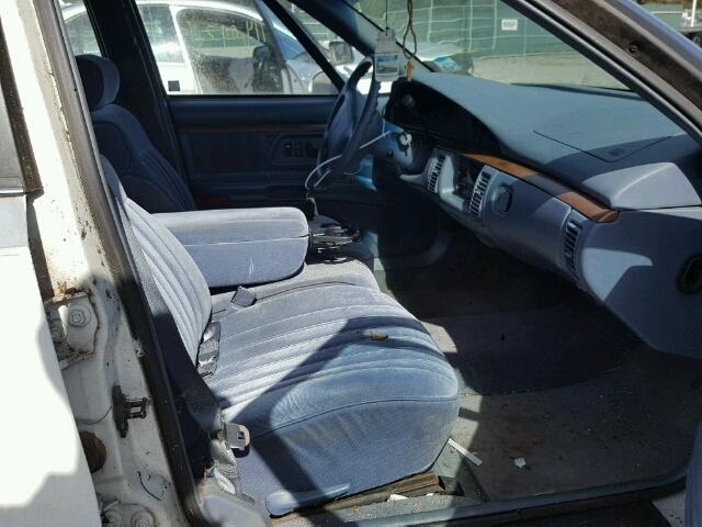 1G3HN52K5S4811580 - 1995 OLDSMOBILE 88 ROYALE WHITE photo 5