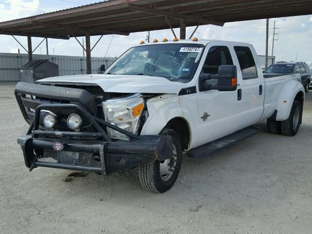 1FT8W3CT7BEC35381 - 2011 FORD F350 SUPER WHITE photo 2