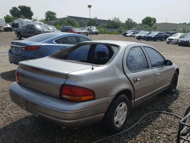 1B3EJ46XXWN249997 - 1998 DODGE STRATUS SILVER photo 4