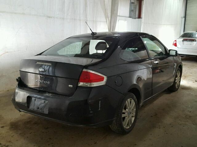 1FAHP33N98W102855 - 2008 FORD FOCUS SE BLACK photo 4