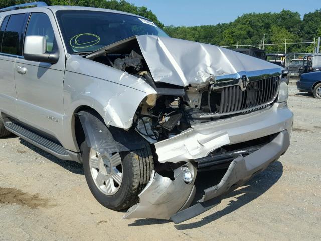 5LMEU88H64ZJ00908 - 2004 LINCOLN AVIATOR 灰色 照片 9