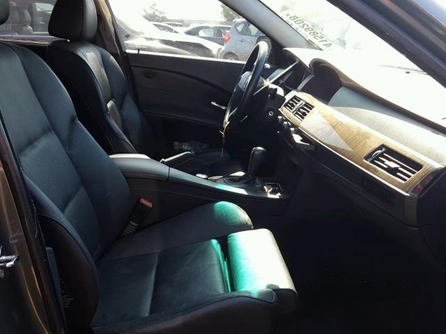 WBANB33574B107482 - 2004 BMW 545 I GRAY photo 5