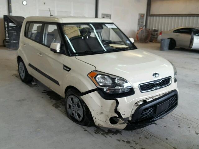 KNDJT2A57C7466943 - 2012 KIA SOUL CREAM photo 1