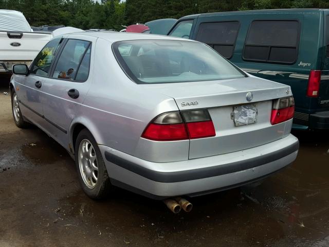 YS3EF48Z1Y3012479 - 2000 SAAB 9-5 SE SILVER photo 3