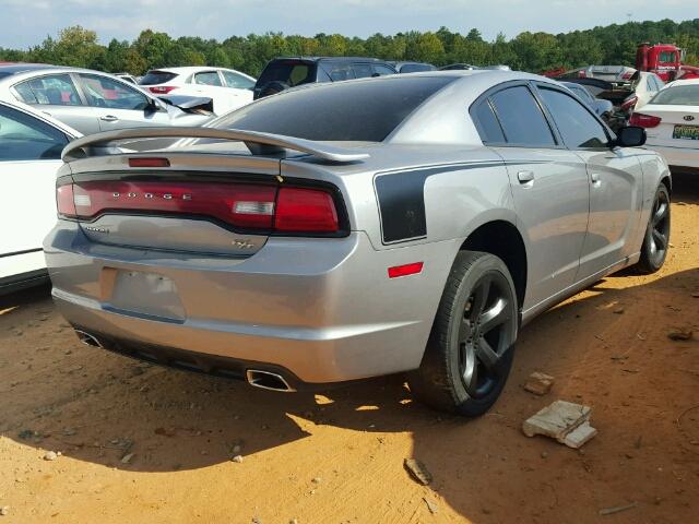 2C3CDXCT3DH713755 - 2013 DODGE CHARGER R/ SILVER photo 4