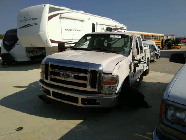 1FTSW21R09EB17044 - 2009 FORD F250 SUPER WHITE photo 2