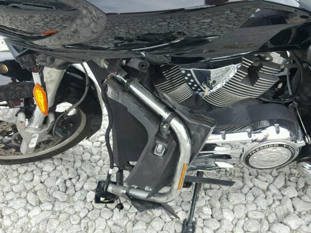 5VPTW36N4D3014893 - 2013 VICTORY MOTORCYCLES CROSS COUN Черный фото 9