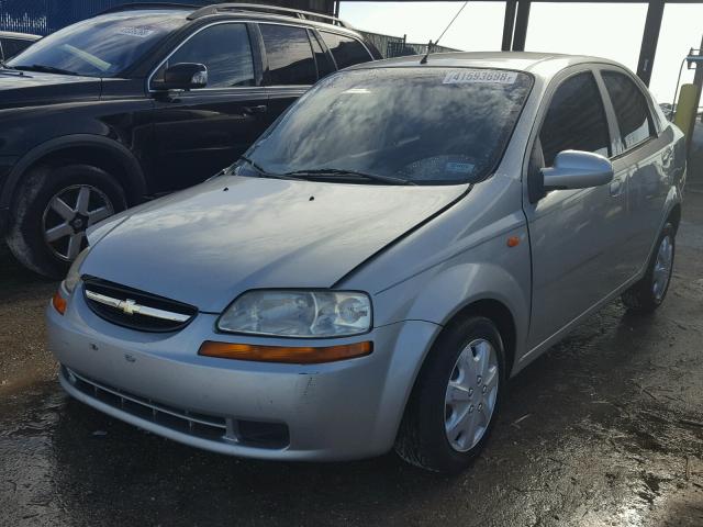 KL1TD52664B199587 - 2004 CHEVROLET AVEO GRAY photo 2