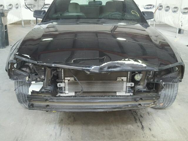 1ZVFT84N465184924 - 2006 FORD MUSTANG BLACK photo 9