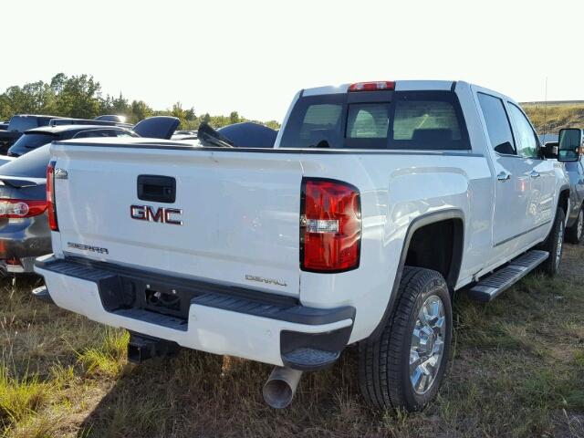 1GT12UEY2HF106348 - 2017 GMC SIERRA WHITE photo 4