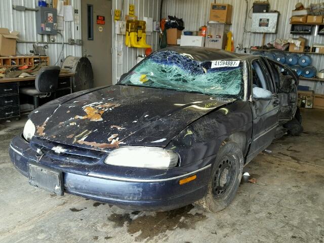 2G1WL52M6W1130899 - 1998 CHEVROLET LUMINA BAS ლურჯი ფოტო 2