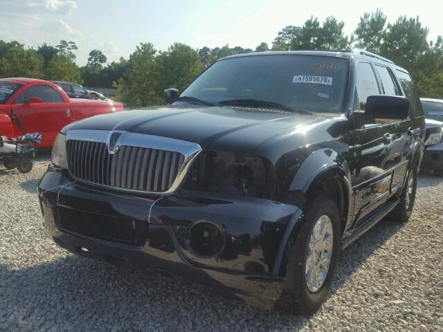5LMFU27RX4LJ12963 - 2004 LINCOLN NAVIGATOR Schwarz Foto 2