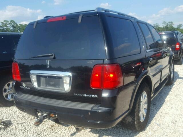 5LMFU27RX4LJ12963 - 2004 LINCOLN NAVIGATOR Schwarz Foto 4