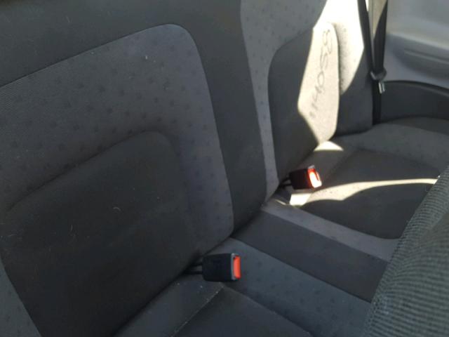 3VWBB61C7WM034017 - 1998 VOLKSWAGEN NEW BEETLE 银色 照片 6