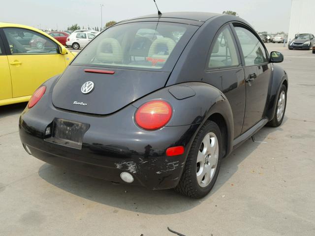 3VWDD21C52M415659 - 2002 VOLKSWAGEN NEW BEETLE BLACK photo 4