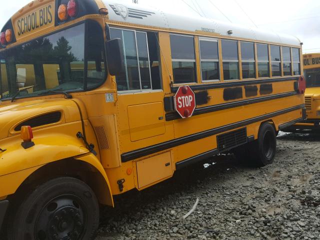 4DRBUAFL16B206912 - 2006 IC CORPORATION 3000 ყვითელი ფოტო 2