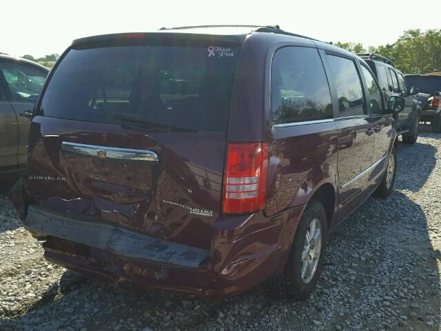 2A8HR54169R612921 - 2009 CHRYSLER TOWN & COU MAROON photo 4