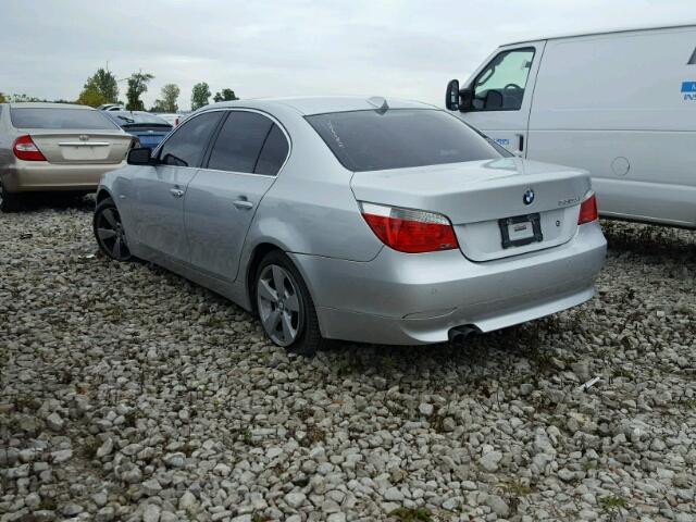 WBANF73577CU26682 - 2007 BMW 530 XI SILVER photo 3