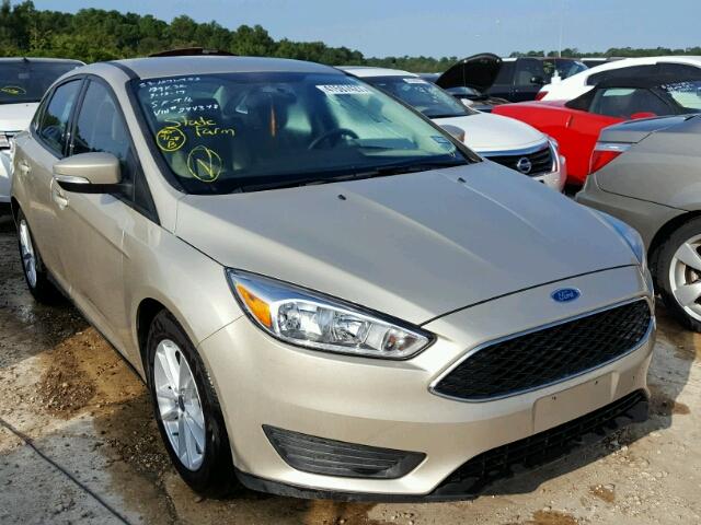 1FADP3F29HL244348 - 2017 FORD FOCUS SILVER photo 1