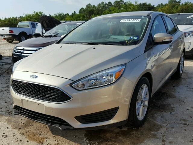 1FADP3F29HL244348 - 2017 FORD FOCUS SILVER photo 2